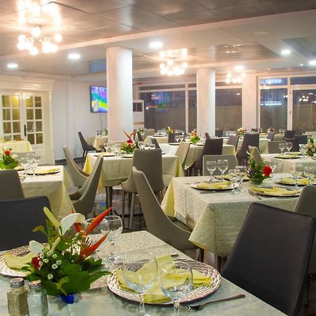 Suita Hotel Yaoundé Extérieur photo
